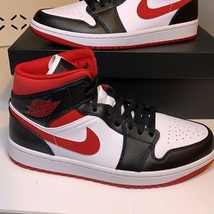 AIR JORDAN 1 mid (white/gym red-black)